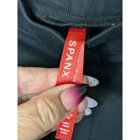 Spanx Cropped Flat Front High Rise Black Stretch Shapewear Pants Womens Size XL - Picture 3 of 7